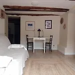 Domaine De Cadenne 게스트하우스 생트 앙토낭