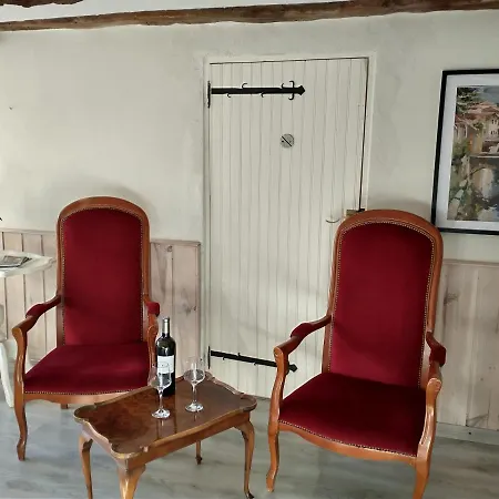 Penzion Domaine De Cadenne 3*