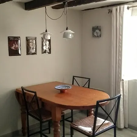 Domaine De Cadenne 3* Saint-Antonin